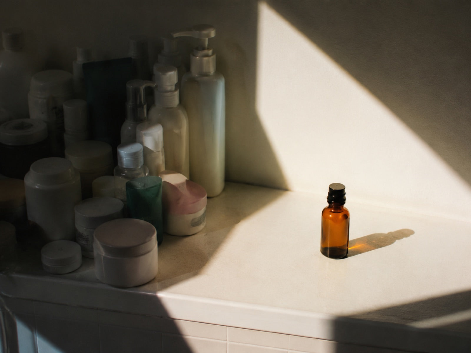 A Formulator of 19 Years Warns: Your Body Lotion Is Maintaining the Exact Skin It Claims to Fix
